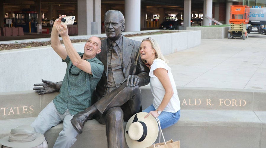 Ford Airport Launches Social Media Campaign Featuring New Presidential Statue