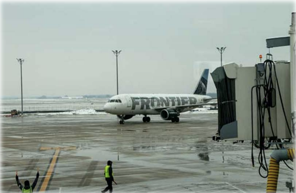 Ford Airport Welcomes First Frontier Flight from Phoenix-Sky Harbor