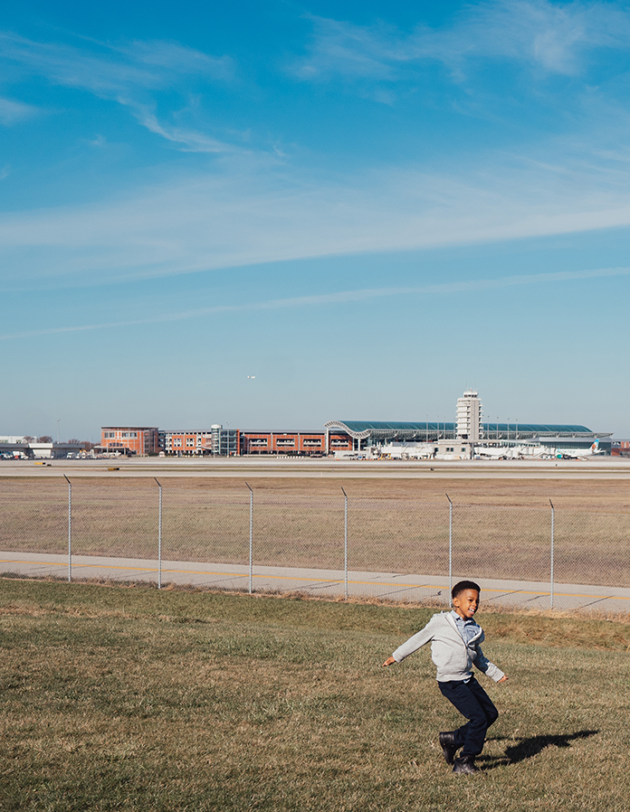 boy_with_planes_1 boy_with_planes_1